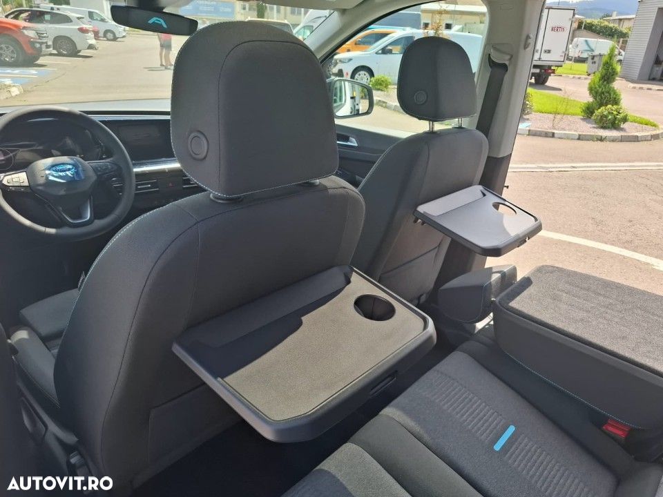 Ford Tourneo Connect - 15