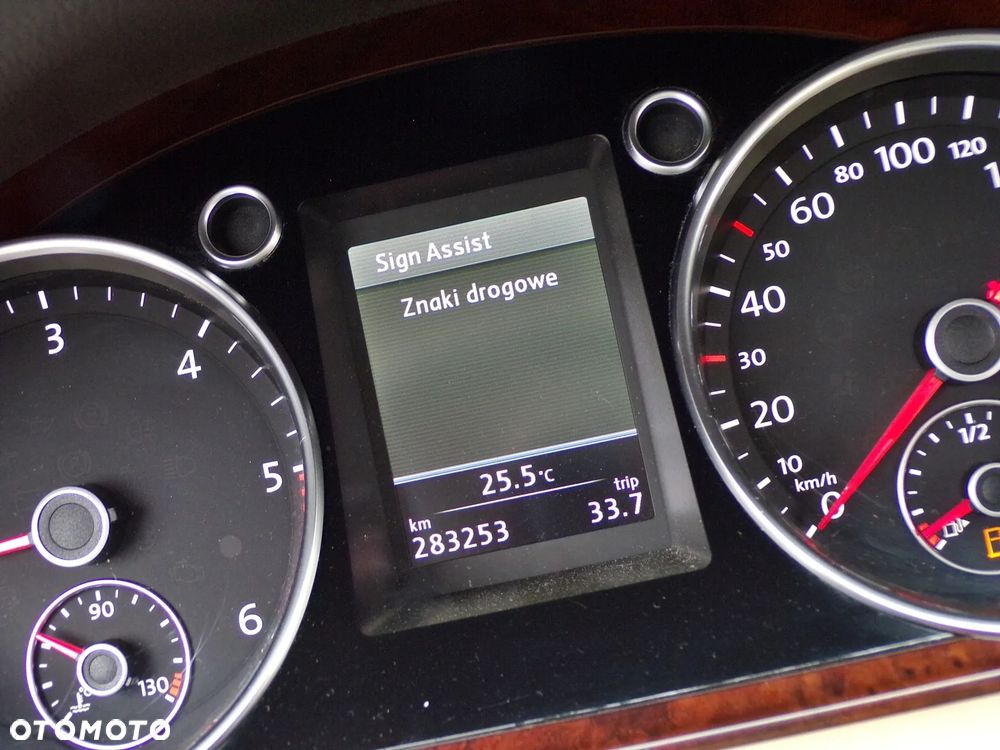 Volkswagen Passat 2.0 TDI DSG BlueMotion Technology Highline - 19