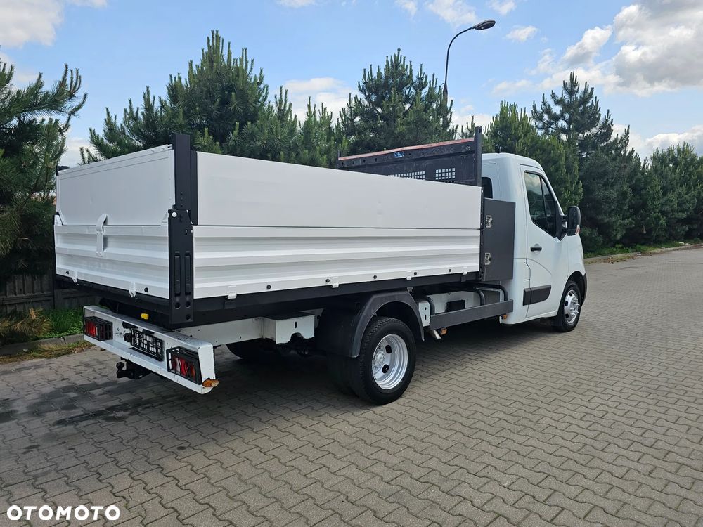 Nissan NV400 - 6