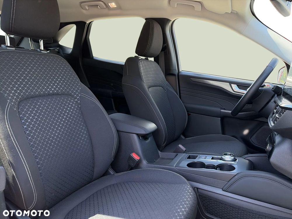 Ford Kuga 2.5 FHEV FWD Titanium - 26