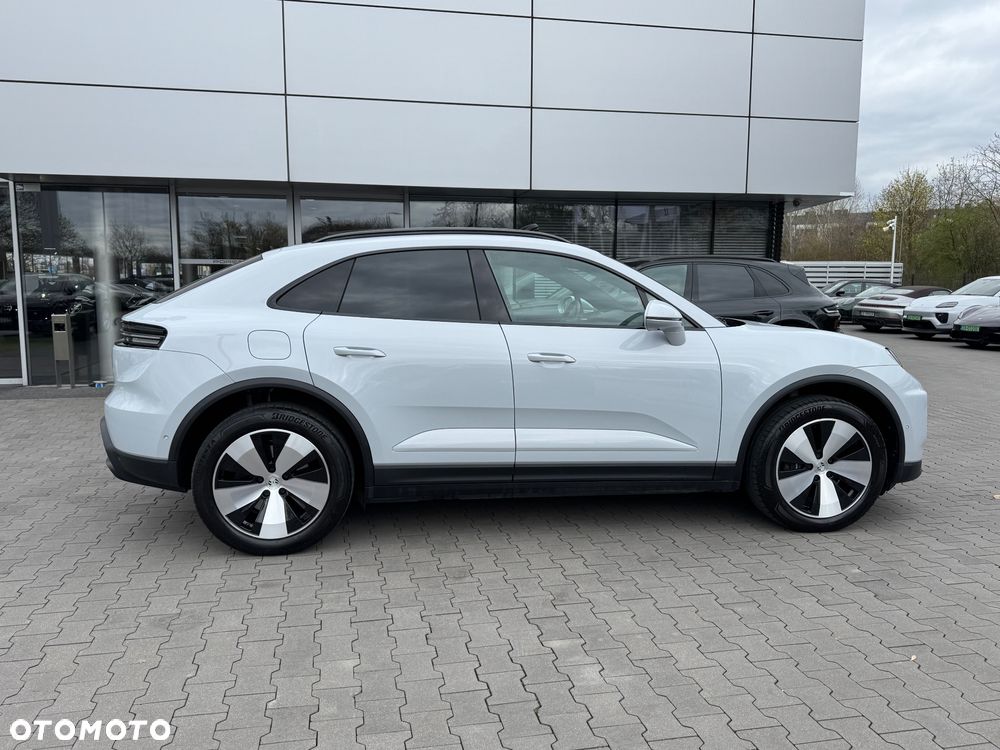 Porsche Macan - 3