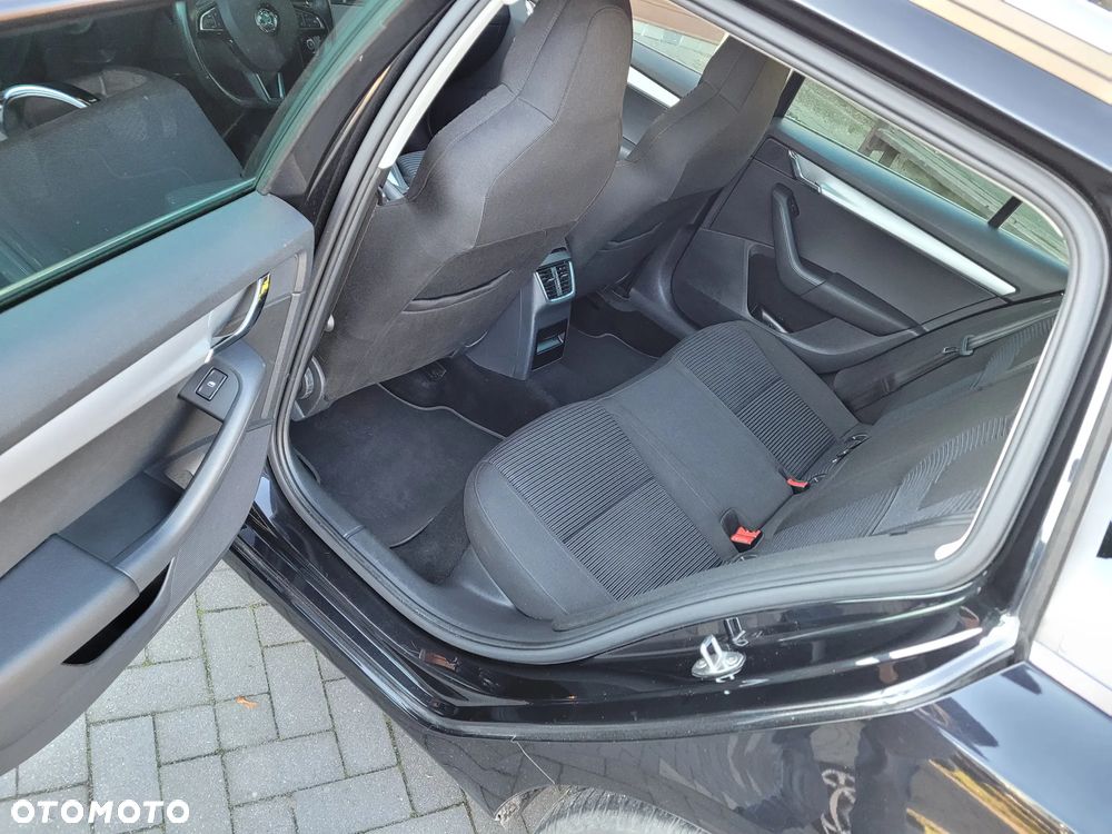 Skoda Octavia - 22