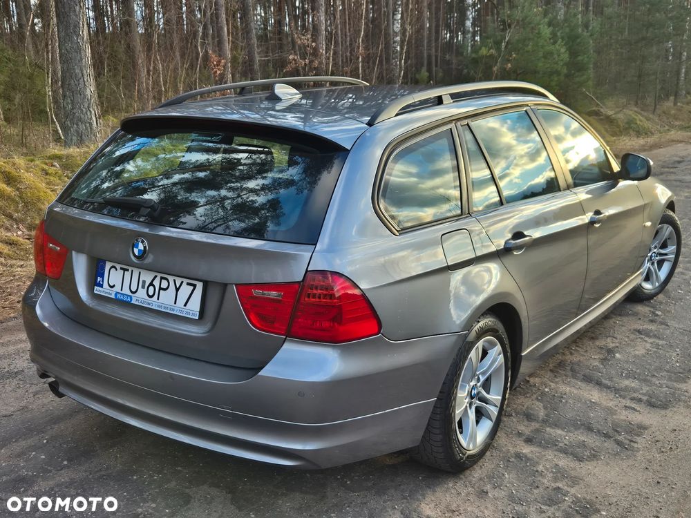 BMW Seria 3 318d DPF Edition Exclusive - 3