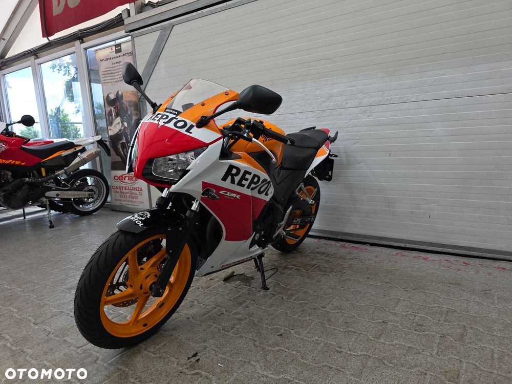 Honda CBR - 9