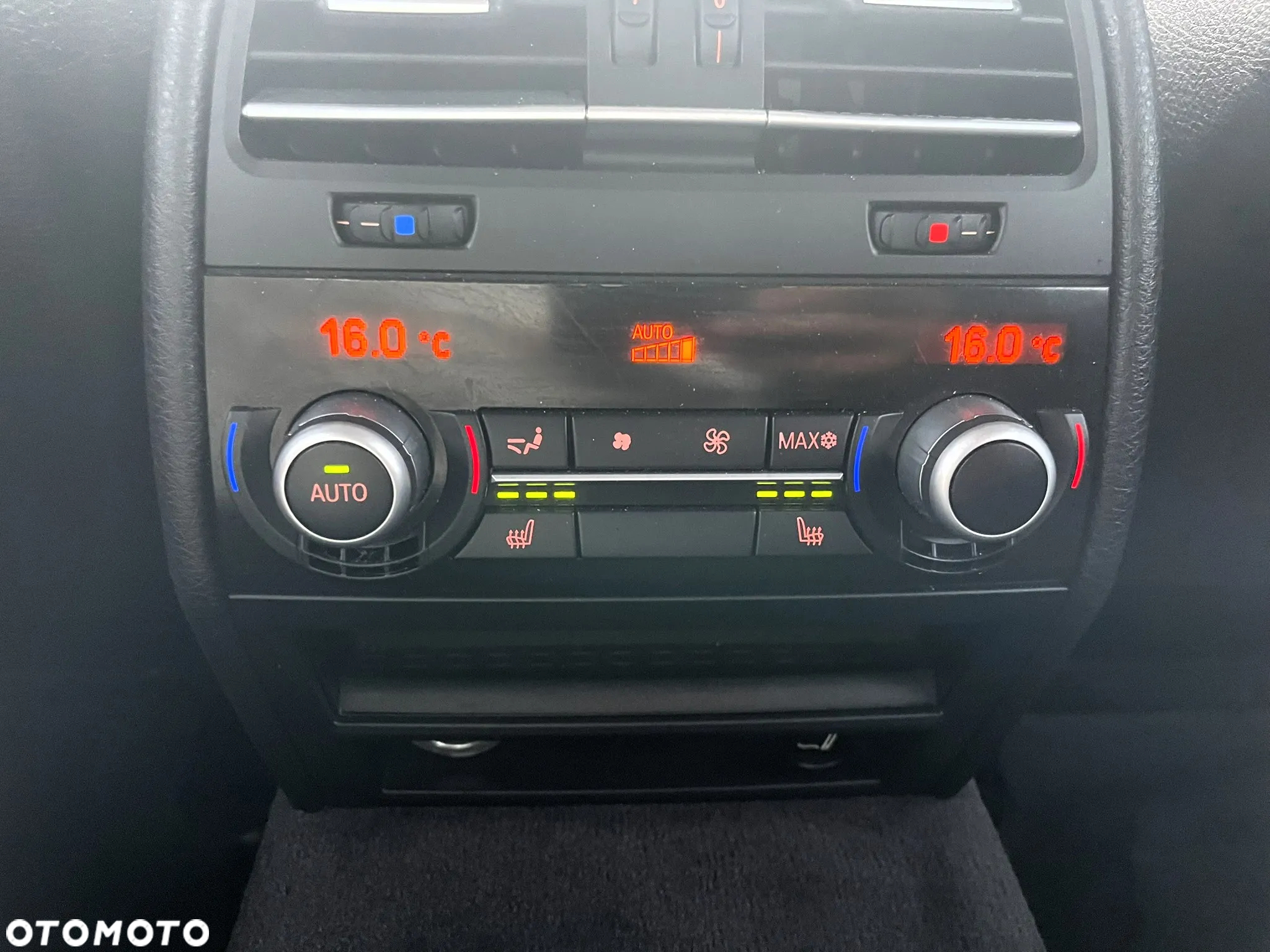 BMW Seria 7 750i - 23