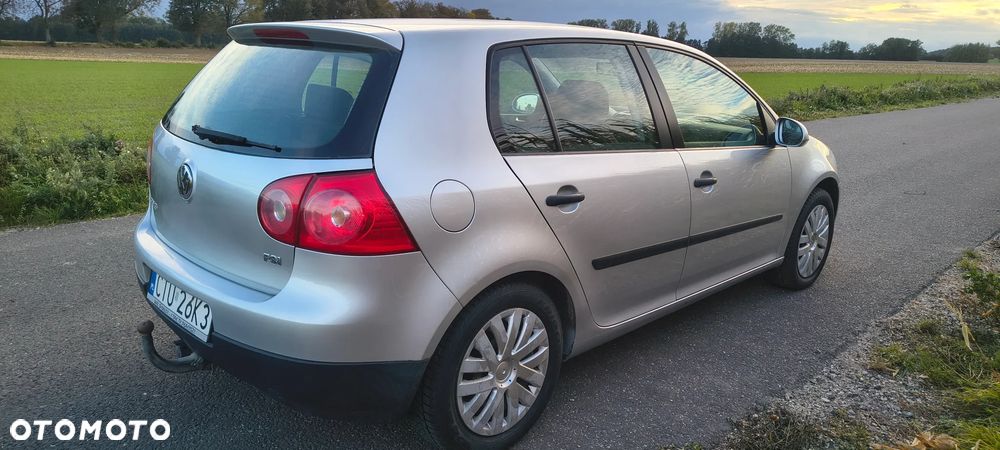 Volkswagen Golf 2005 photo 4