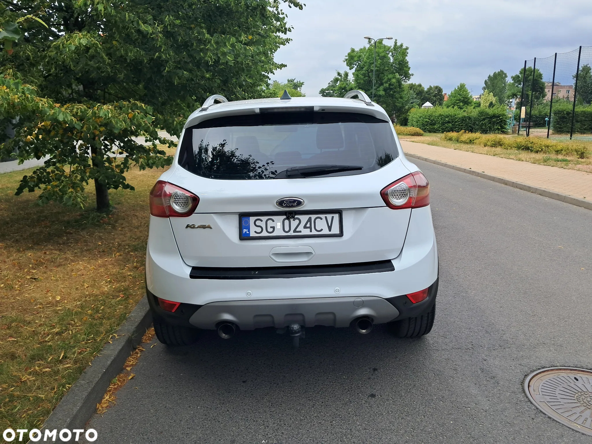 Ford Kuga 2.0 TDCi Individual - 11