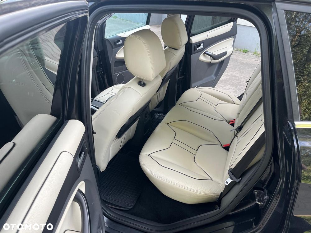 Ford Kuga 2.0 TDCi 2x4 Champions Edition - 12