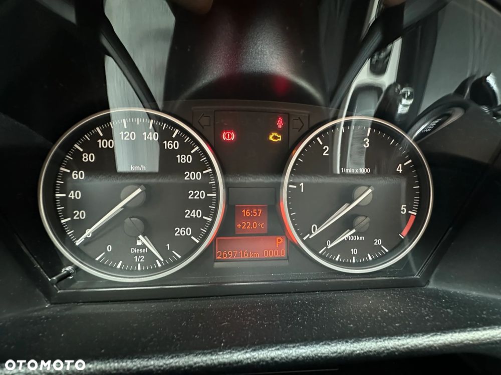 BMW X1 - 10