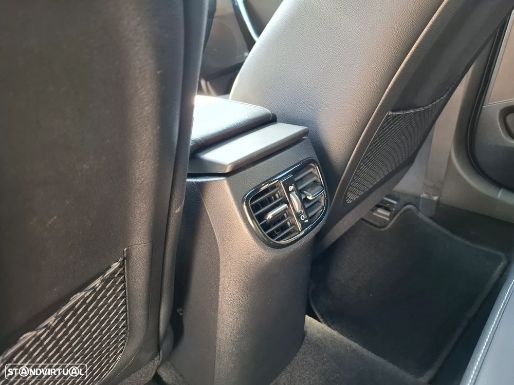 Kia ProCeed 1.6 CRDi GT Line+SRF - 32