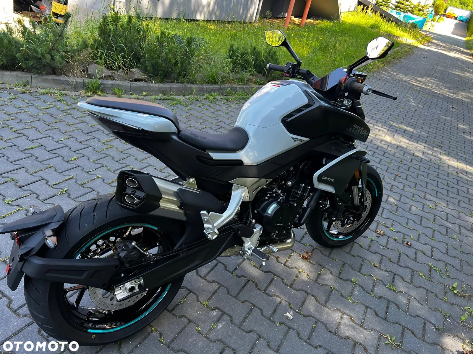 CFMoto NK - 10