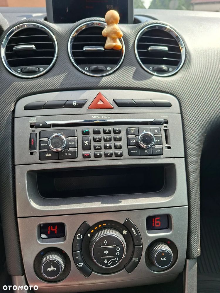 Peugeot 308 1.6 HDi Premium - 25