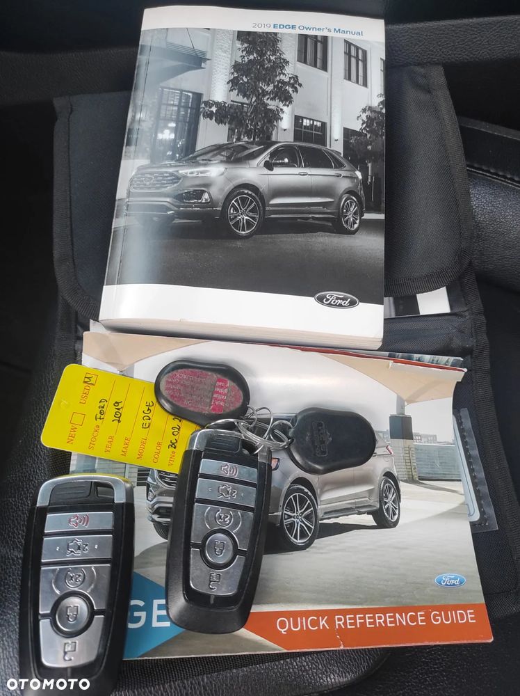 Ford Edge - 8