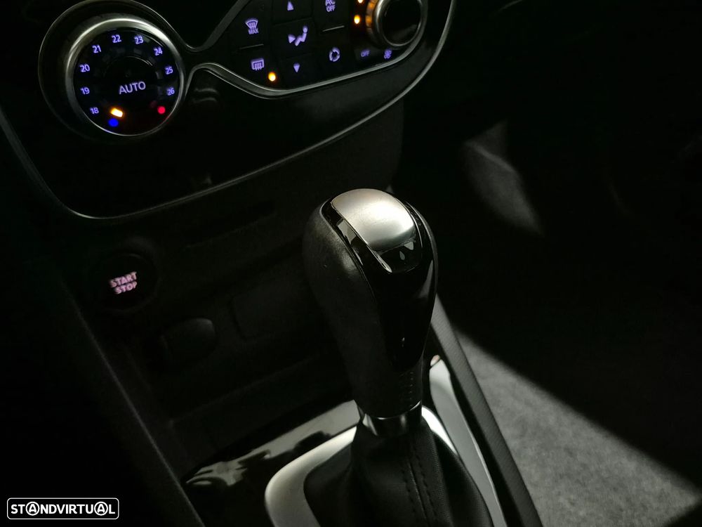 Renault Clio 1.5 dCi Dynamique S EDC - 11