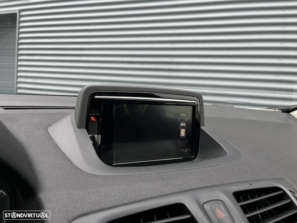 Renault Mégane Coupe - 11