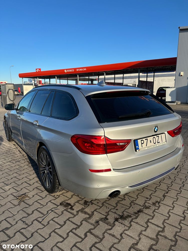 BMW Seria 5 520d Sport Line - 6