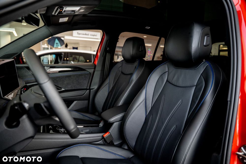 Volkswagen Tiguan - 11