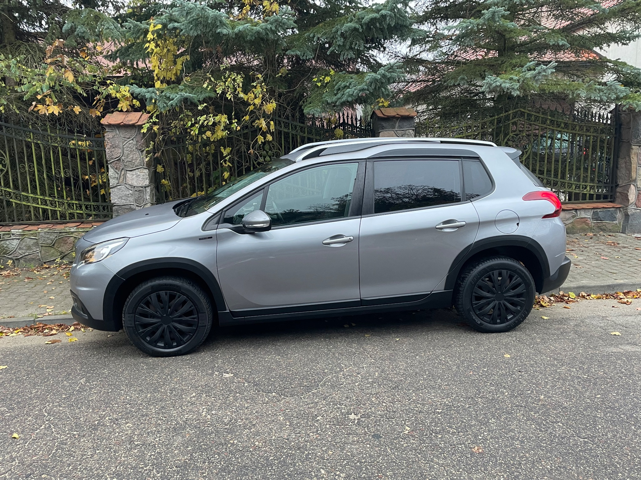 Peugeot 2008 PureTech 82 Signature - 4