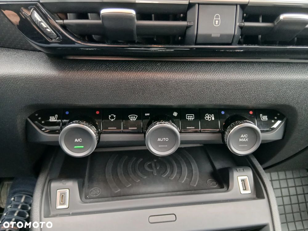 Citroën C4 1.2 PureTech Max S&S EAT8 - 25
