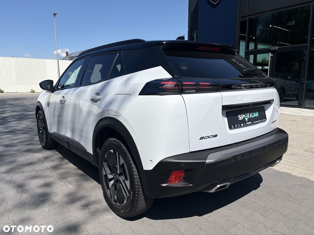 Peugeot 2008 - 4
