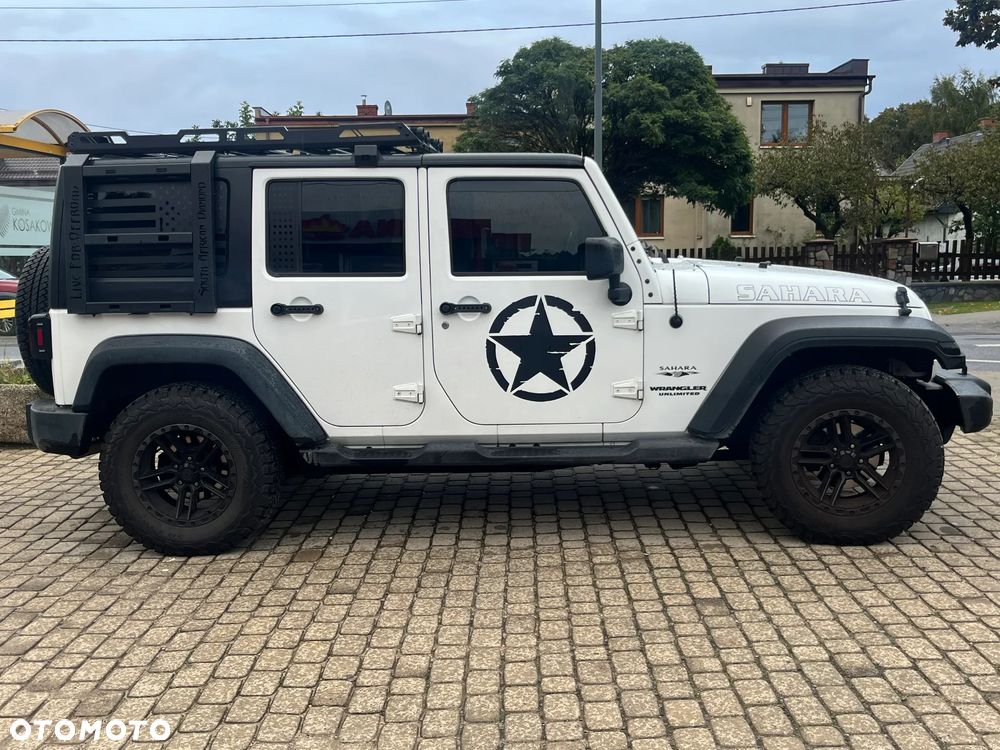 Jeep Wrangler 3.6 Unlim Sahara - 24