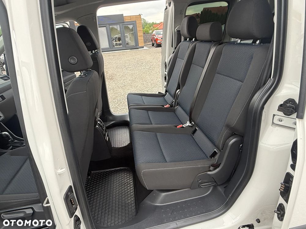 Volkswagen Caddy Maxi 2.0 TDI Highline DSG - 25