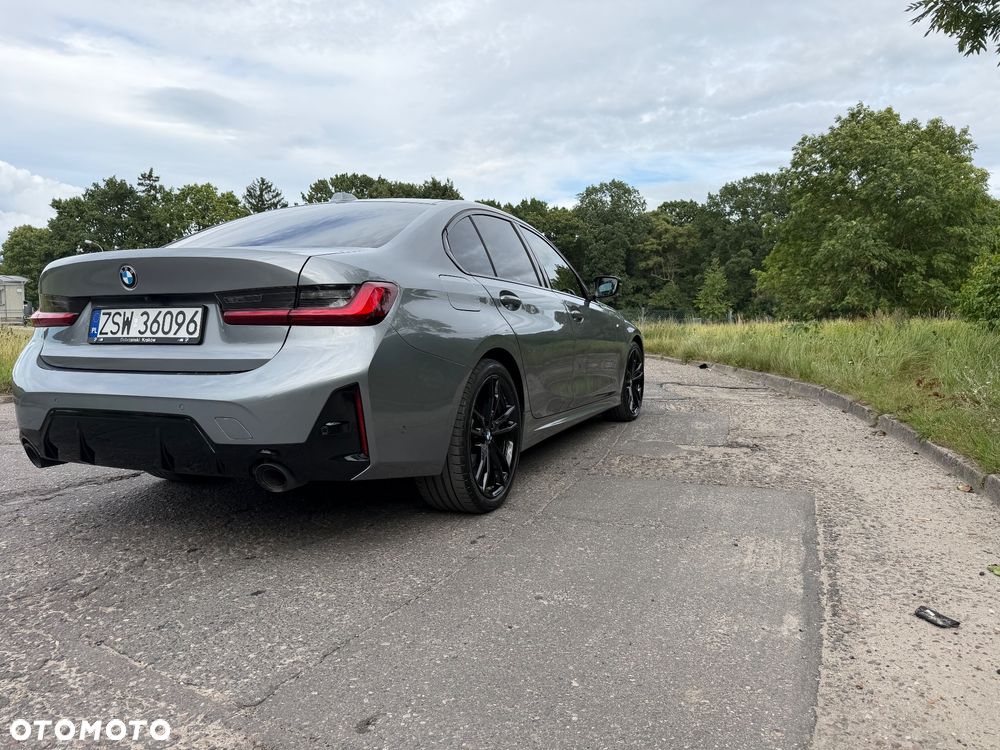 BMW Seria 3 320i xDrive M Sport - 23