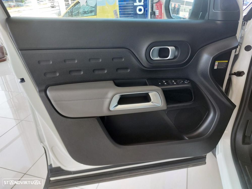 Citroën C5 Aircross 1.6 Hybrid Shine e-EAT8 - 26