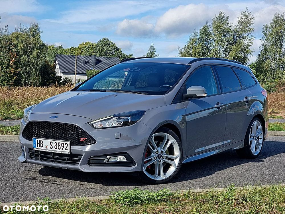 Ford Focus 2.0 TDCi ST - 11