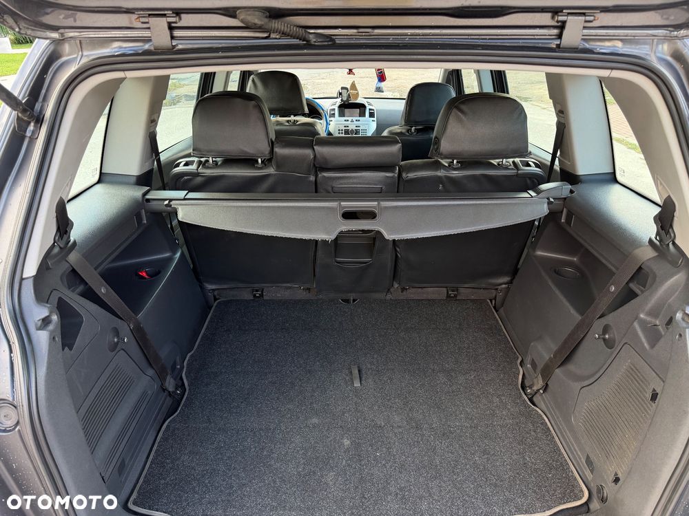 Opel Zafira 1.8 Family Plus - 7