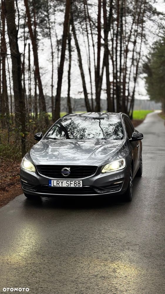 Volvo V60 D2 Drive-E Kinetic - 15