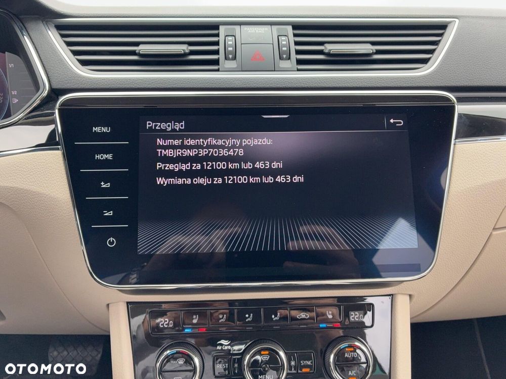 Skoda Superb 2.0 TDI SCR L&K DSG - 36