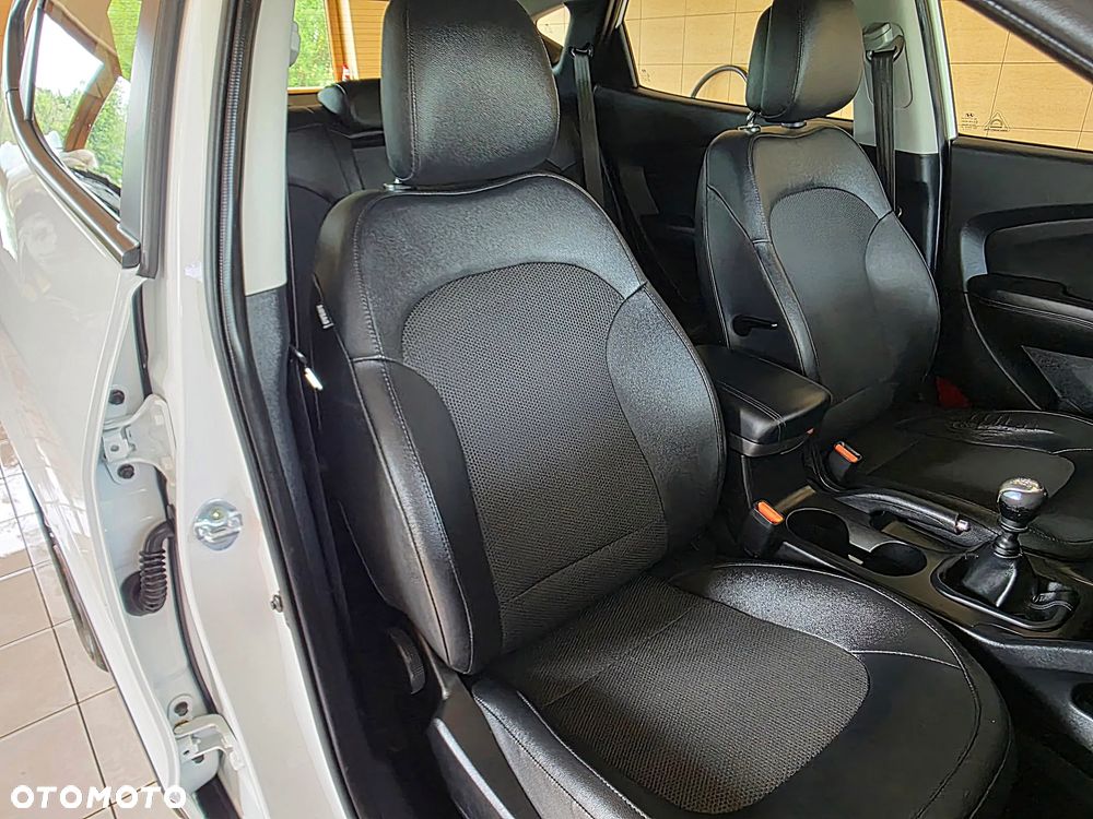 Hyundai ix35 1.6 2WD Classic - 20