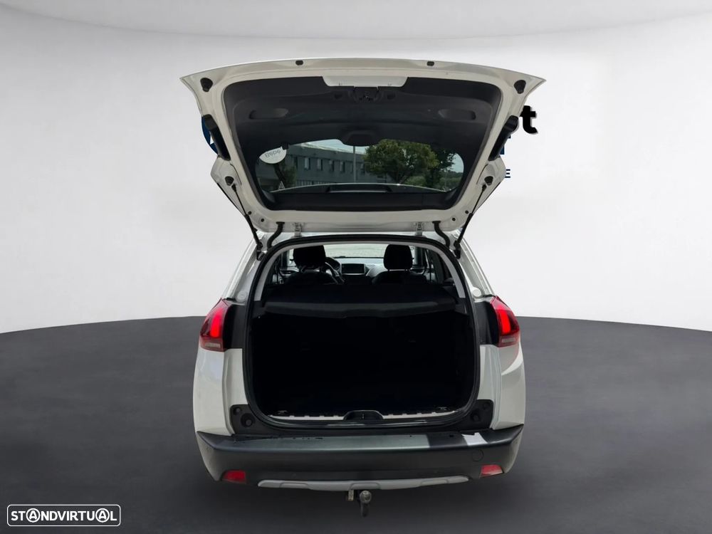 Peugeot 2008 - 23