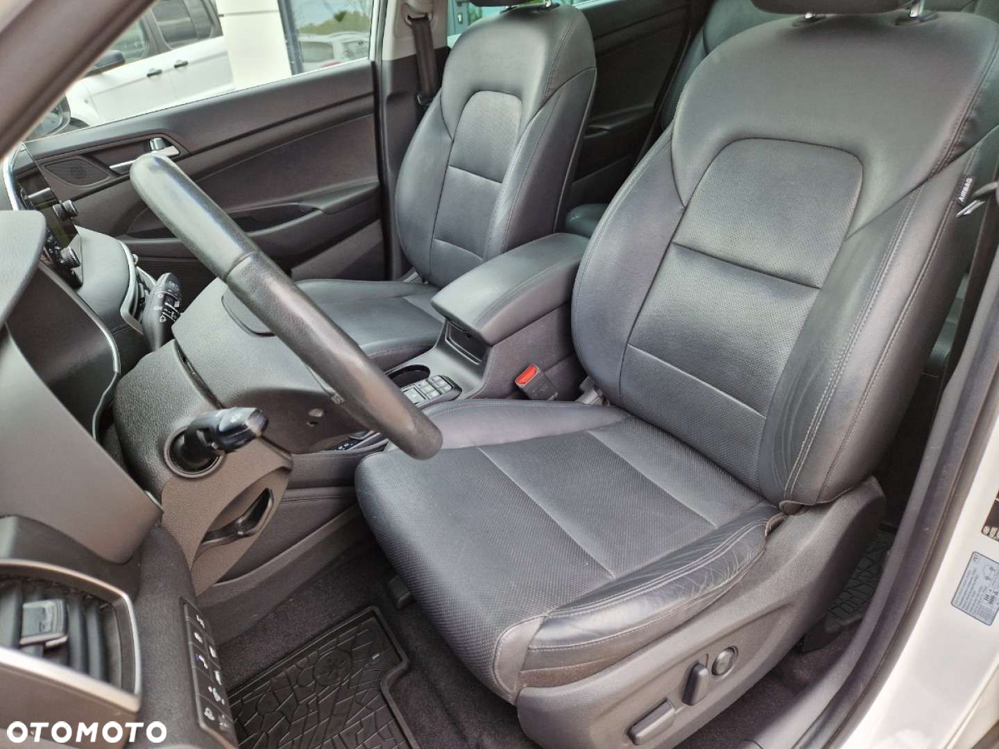 Hyundai Tucson 2.0 CRDi 4WD Automatik Premium - 11