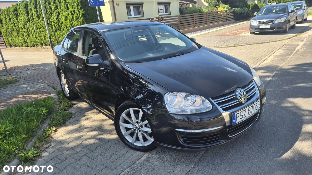 Volkswagen Jetta - 5