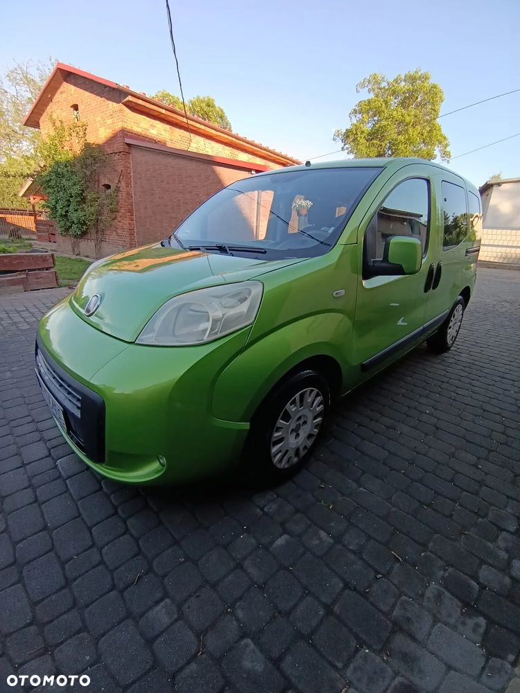 Fiat Fiorino Kombi 8V Elegant - 2