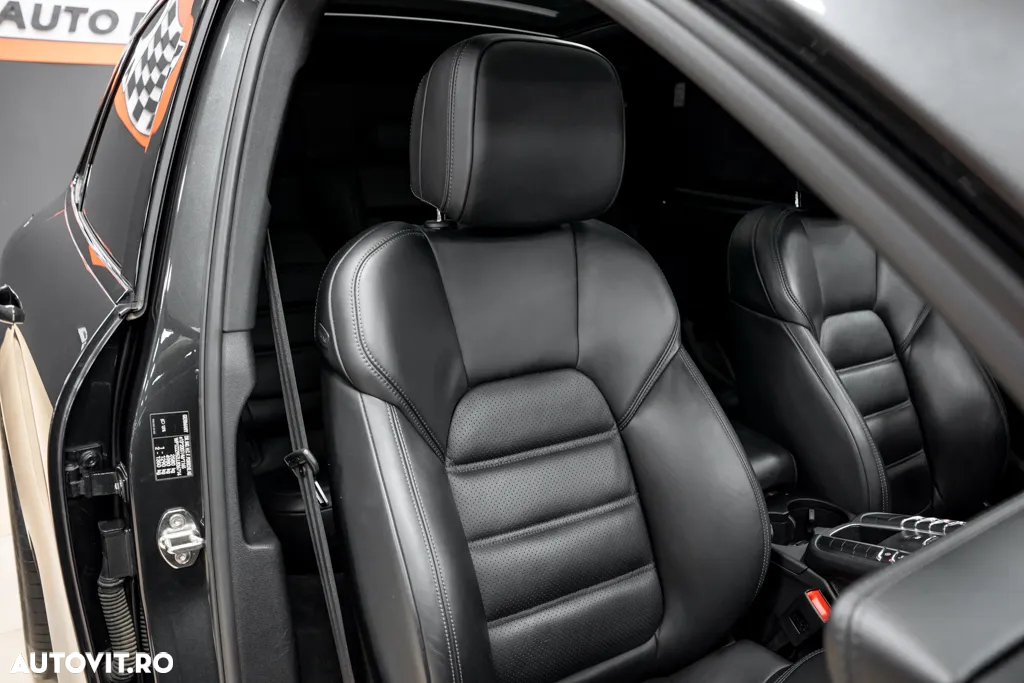 Porsche Macan S - 34