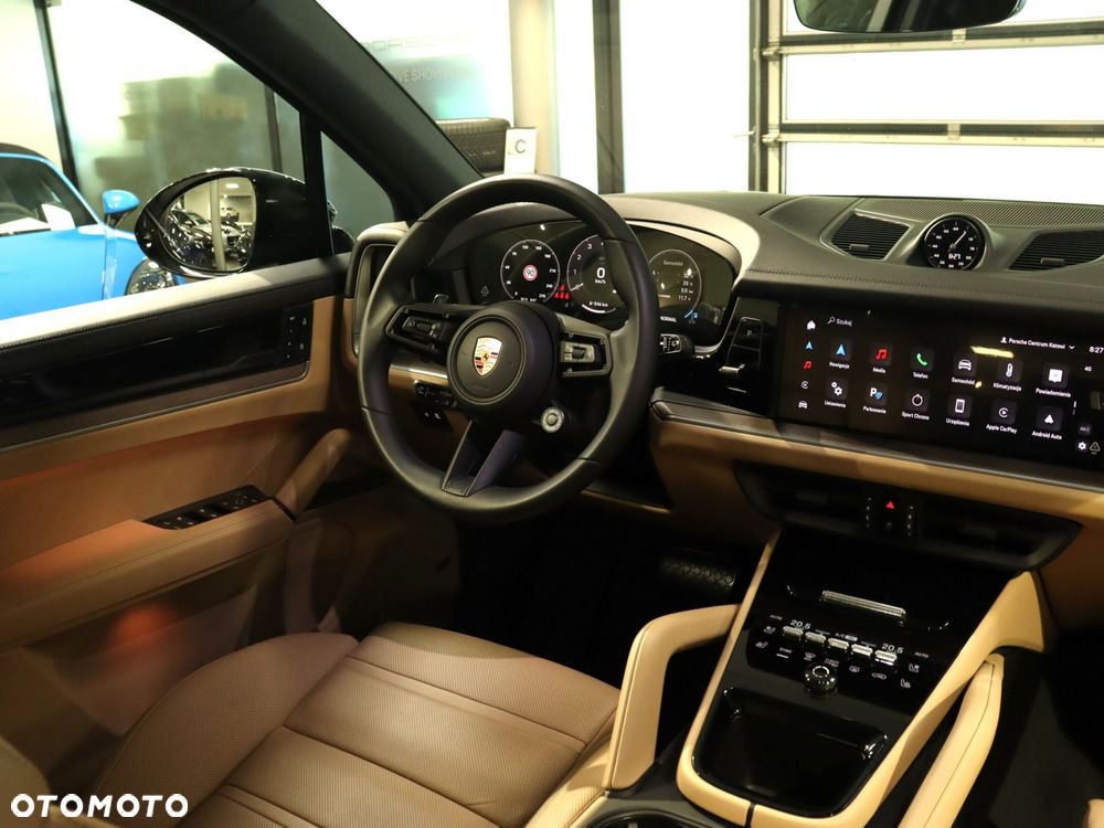 Porsche Cayenne Standard - 19