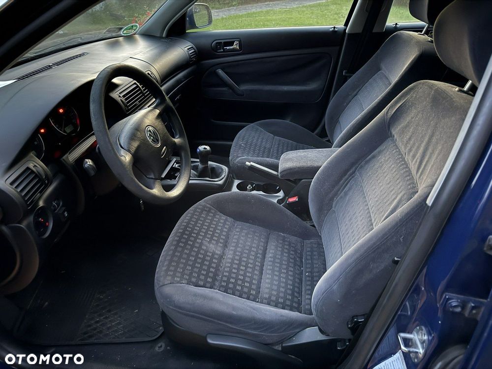 Volkswagen Passat - 5