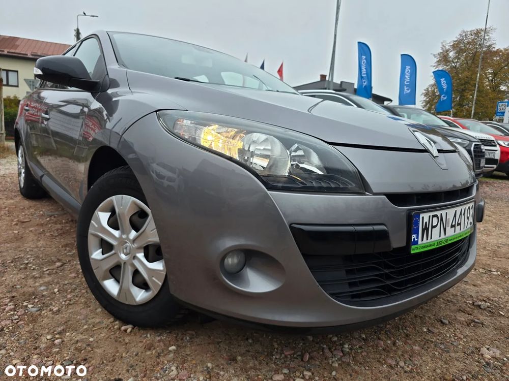 Renault Megane 2011 photo 4