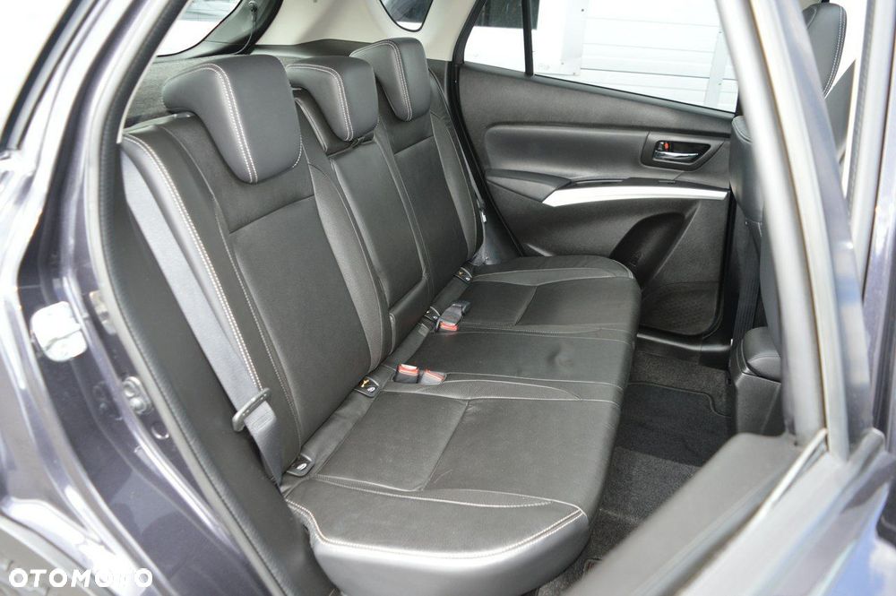 Suzuki SX4 S-Cross 1.6 DDiS Premium Plus - 34