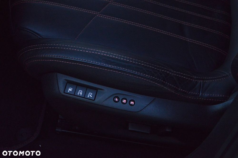 Peugeot 308 BlueHDi 180 EAT6 GT - 25