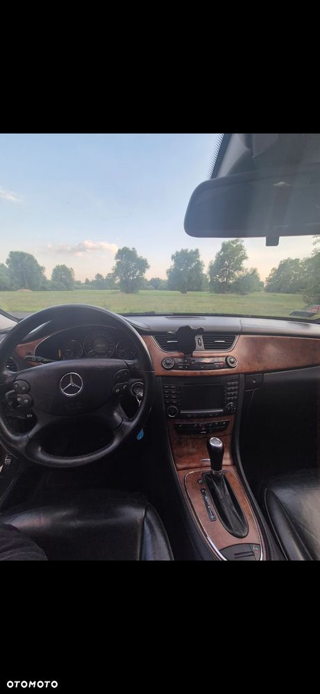 Mercedes-Benz CLS - 11