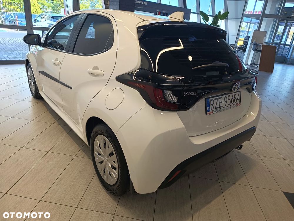 Toyota Yaris - 2