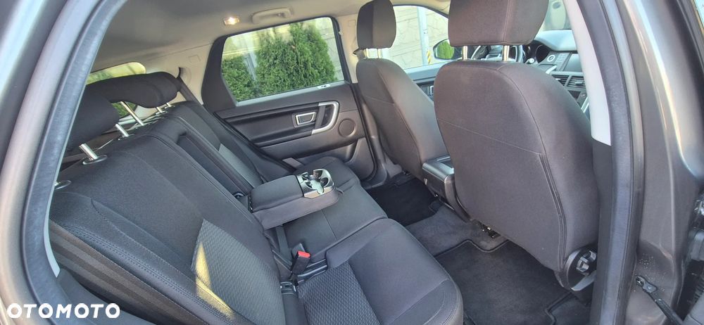 Land Rover Discovery Sport 2.0 D150 HSE - 8