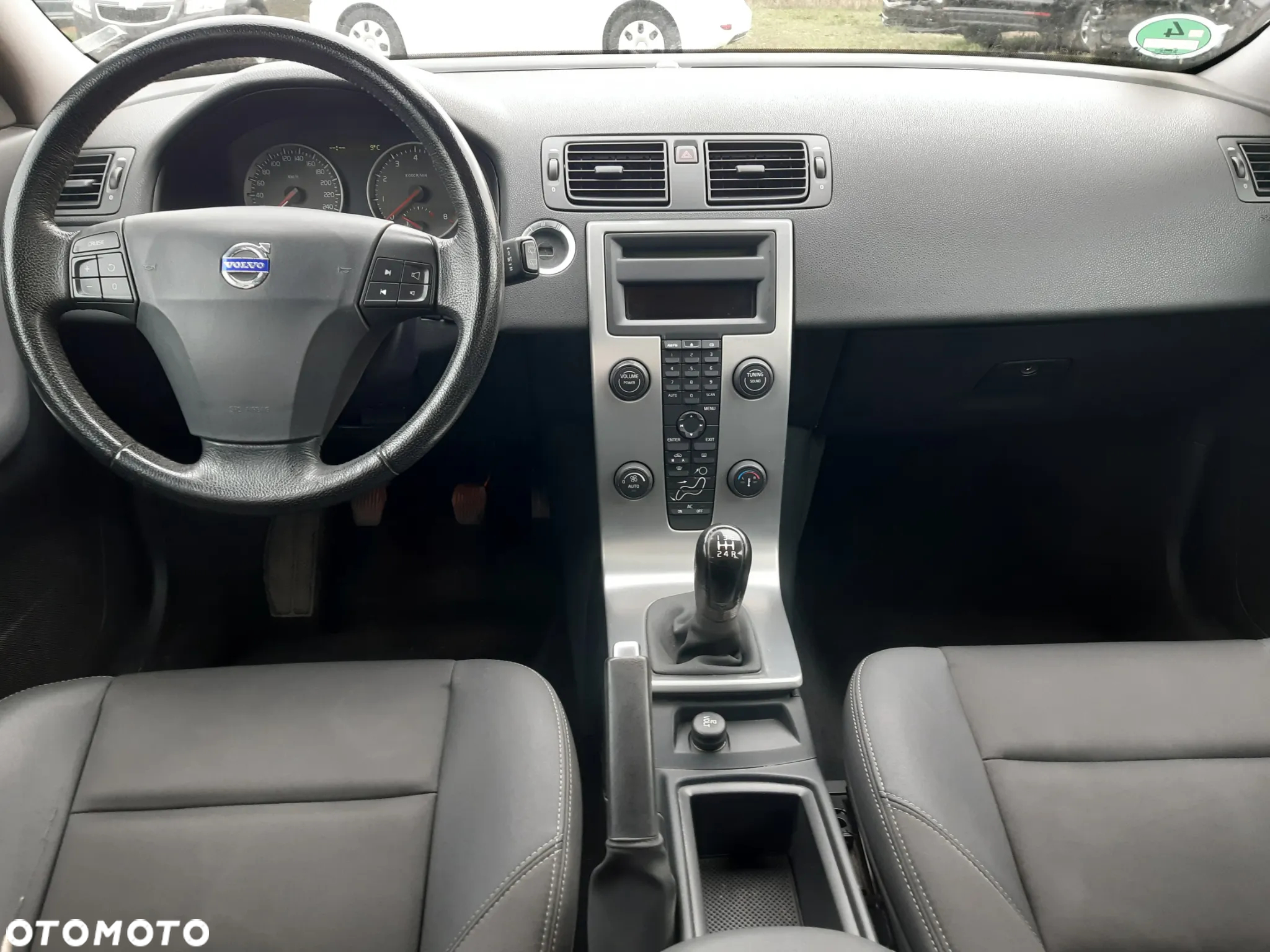 Volvo V50 1.8 Momentum - 11