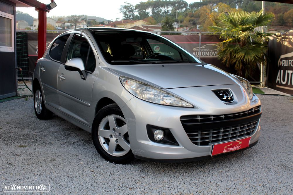 Peugeot 207 1.4 HDi Urban - 2