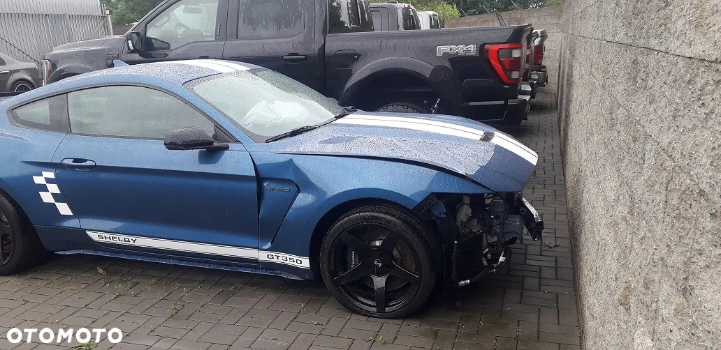 Ford Mustang - 8