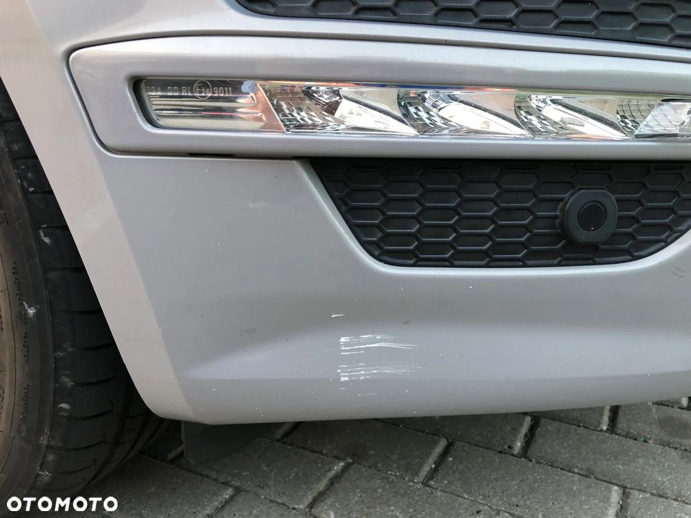Ford S-Max 2.0 TDCi DPF Titanium - 17